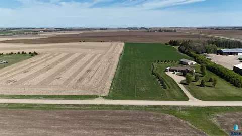 253 Rd St, Garretson, SD 57030 photo 1