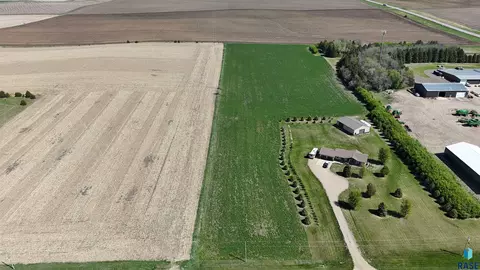 253 Rd St, Garretson, SD 57030 photo 2