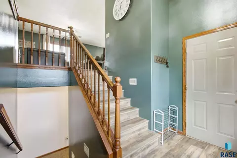2301 N Devon Ave, Tea, SD 57064 photo 4