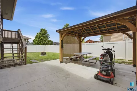 2301 N Devon Ave, Tea, SD 57064 photo 47