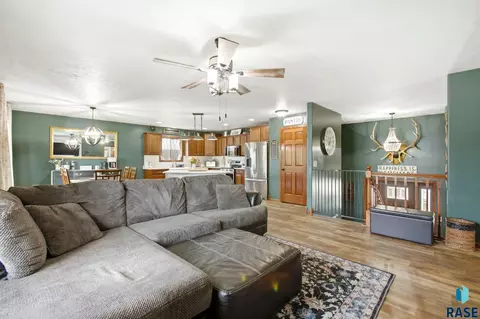 2301 N Devon Ave, Tea, SD 57064 photo 6