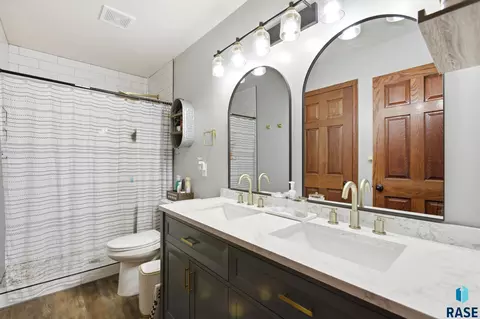 2301 N Devon Ave, Tea, SD 57064 photo 25