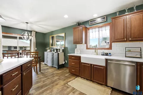 2301 N Devon Ave, Tea, SD 57064 photo 16