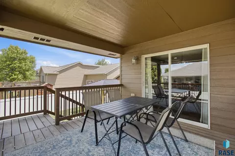 2301 N Devon Ave, Tea, SD 57064 photo 19