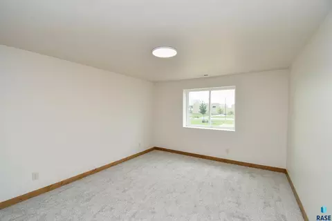 6601 E Fieldview St, Sioux Falls, SD 57110 photo 45