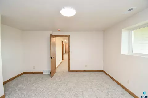 6601 E Fieldview St, Sioux Falls, SD 57110 photo 39
