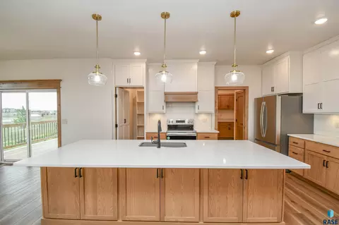 6601 E Fieldview St, Sioux Falls, SD 57110 photo 13