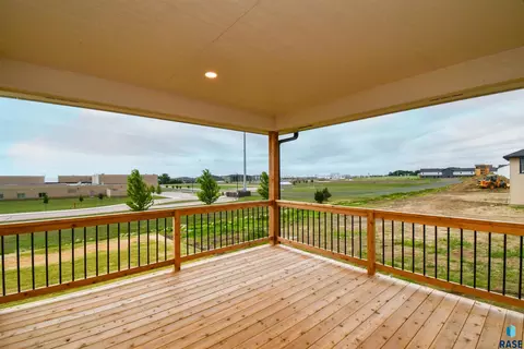 6601 E Fieldview St, Sioux Falls, SD 57110 photo 6
