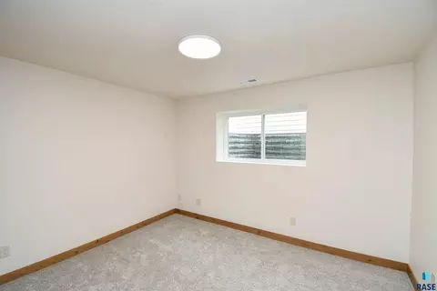 6601 E Fieldview St, Sioux Falls, SD 57110 photo 42