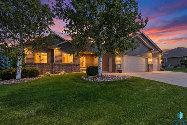 1705 W Ashton Trl, Brandon, SD 57005