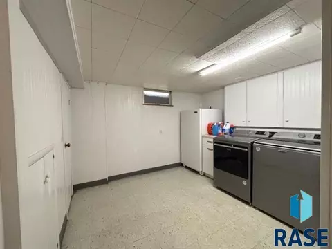 Other - 114 N Maple Ave, Pierre, SD 57501 photo 7 of 35