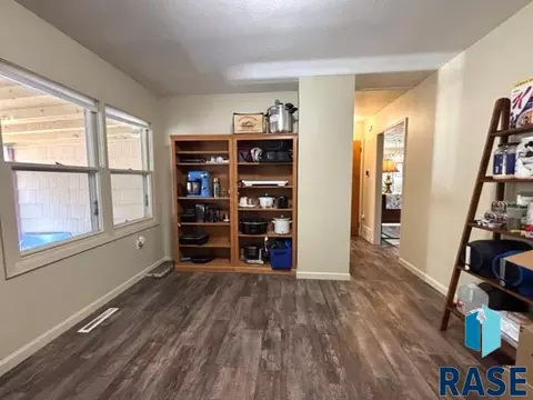Other - 114 N Maple Ave, Pierre, SD 57501 photo 4 of 35