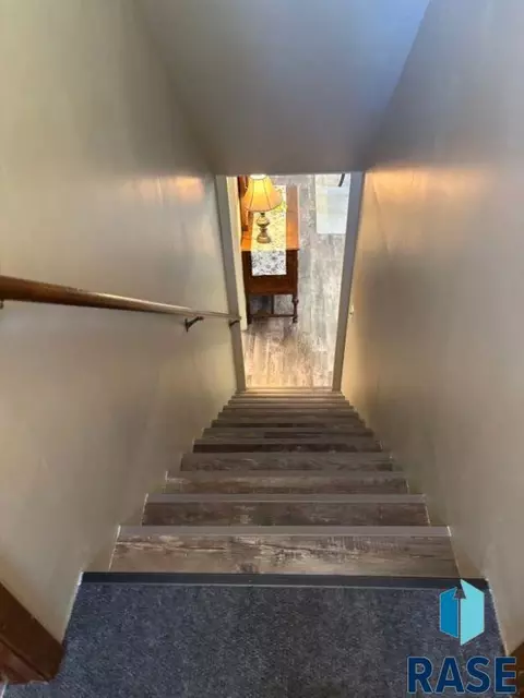 Entry Way - 114 N Maple Ave, Pierre, SD 57501 photo 12 of 12