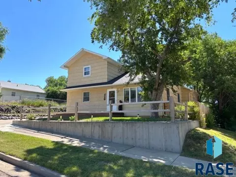 Other - 114 N Maple Ave, Pierre, SD 57501 photo 27 of 35