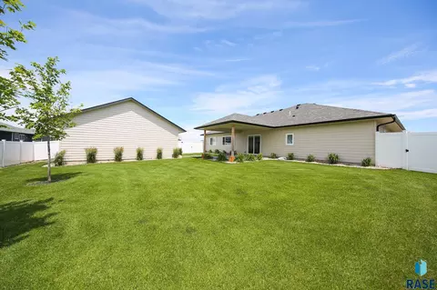 Exterior - 705 Quartzite Cir, Tea, SD 57064 photo 9 of 9