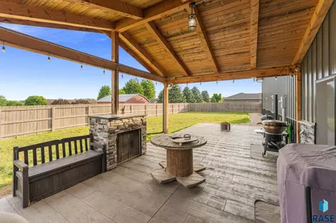 Exterior - 513 Beck Dr, Alcester, SD 57001 photo 3 of 5