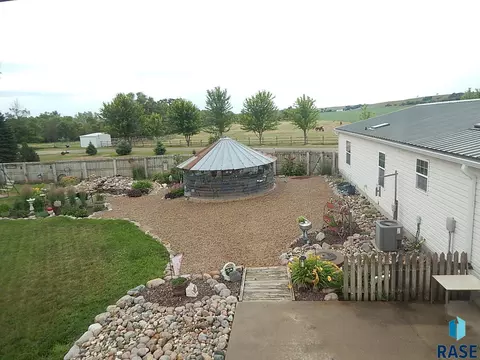 Exterior - 100 Beach St, Fairview, SD 57027 photo 6 of 13