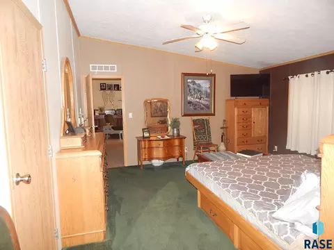 Bedroom - 100 Beach St, Fairview, SD 57027 photo 2 of 5
