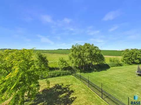 Exterior - 1701 W River Bend St, Brandon, SD 57005 photo 5 of 6