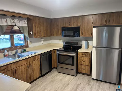 Kitchen - Undisclosed, Menno, SD 57045 photo 2 of 3