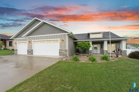 6601 E 33rd St, Sioux Falls, SD 57110 photo 1