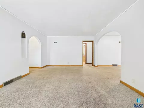 308 E 18th St, Sioux Falls, SD 57104 photo 6
