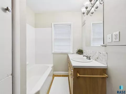 308 E 18th St, Sioux Falls, SD 57104 photo 22