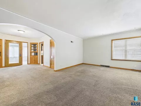 308 E 18th St, Sioux Falls, SD 57104 photo 9