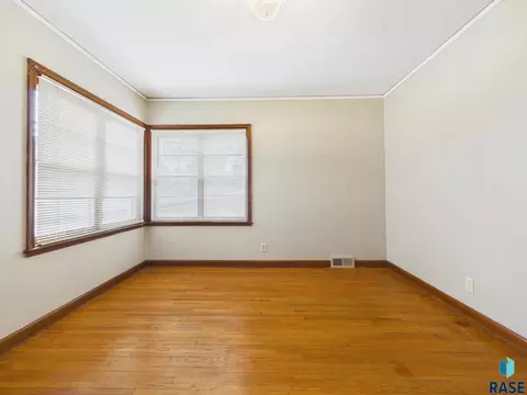 308 E 18th St, Sioux Falls, SD 57104 photo 19
