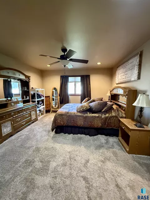 Bedroom - 909 W 16th Ave, Mitchell, SD 57301 photo 1 of 5