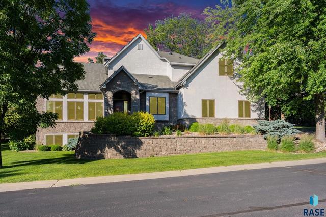 2502 S Big Timber Pl, Sioux Falls, SD 57105