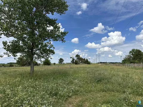 24912 406th Ave, Mitchell, SD 57301 photo 3