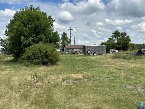 24912 406th Ave, Mitchell, SD 57301 photo 10