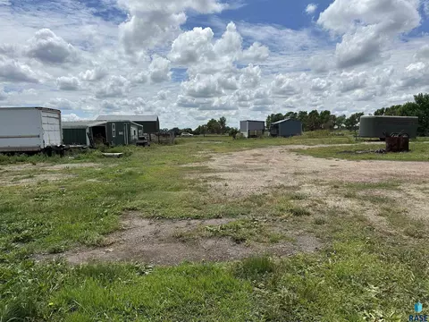 24912 406th Ave, Mitchell, SD 57301 photo 8