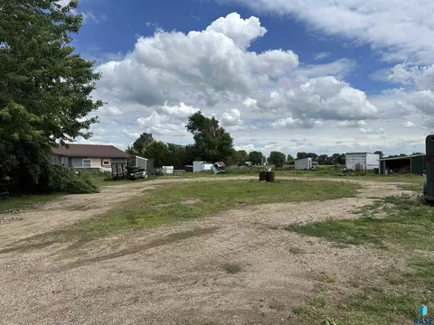 24912 406th Ave, Mitchell, SD 57301 photo 5