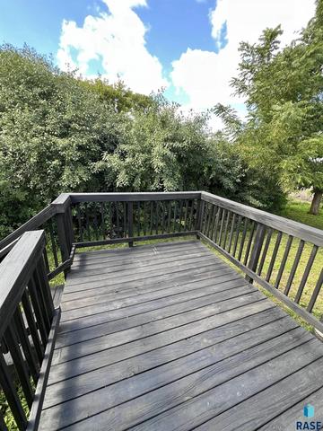 408 E Hayes Pl, Sioux Falls, SD 57103