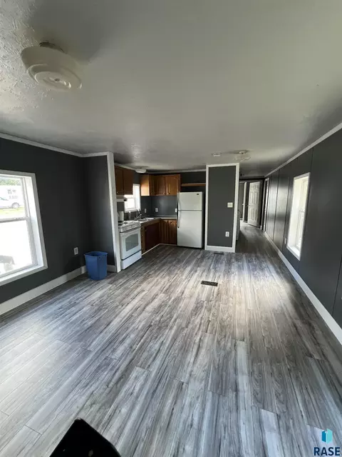 408 E Hayes Pl, Sioux Falls, SD 57103 photo 2
