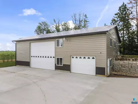 Exterior - 47527 255th St, Renner, SD 57055 photo 7 of 18