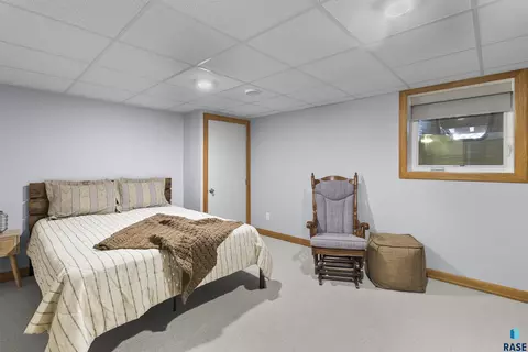 Bedroom - 47527 255th St, Renner, SD 57055 photo 9 of 12