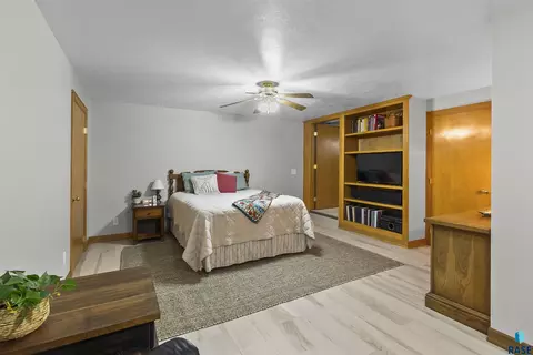 Bedroom - 47527 255th St, Renner, SD 57055 photo 6 of 12