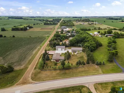 View/Area - 47527 255th St, Renner, SD 57055 photo 4 of 7