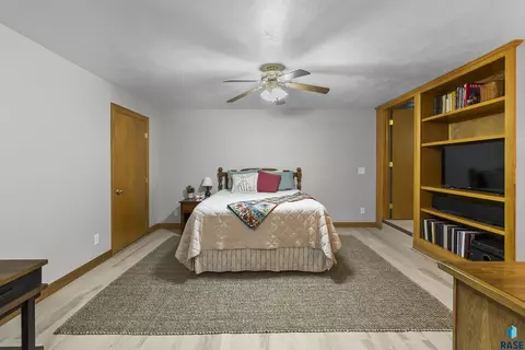 Bedroom - 47527 255th St, Renner, SD 57055 photo 7 of 12