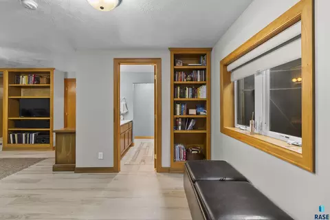 Entry Way - 47527 255th St, Renner, SD 57055 photo 1 of 1