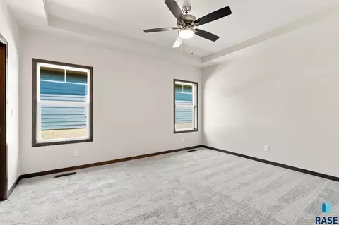 Bedroom - 916 S Tinley Ave, Brandon, SD 57005 photo 1 of 3