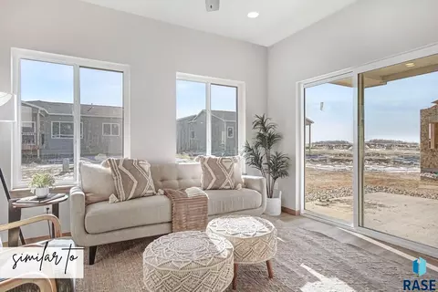 Living - E Marana St, Sioux Falls, SD 57110 photo 4 of 5