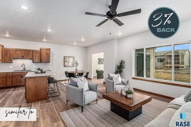 8006 E Marana St, Sioux Falls, SD 57110