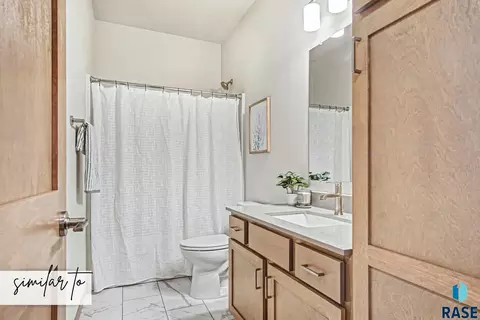 Bath - E Marana St, Sioux Falls, SD 57110 photo 3 of 3