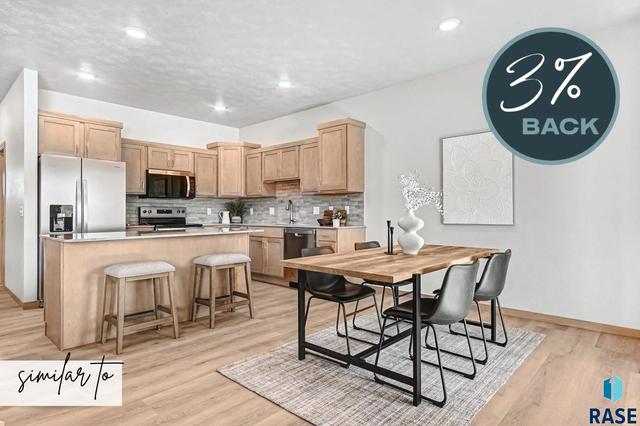 8008 E Marana St, Sioux Falls, SD 57110