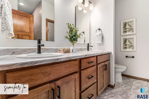 Bath - E Marana St, Sioux Falls, SD 57110 photo 1 of 2