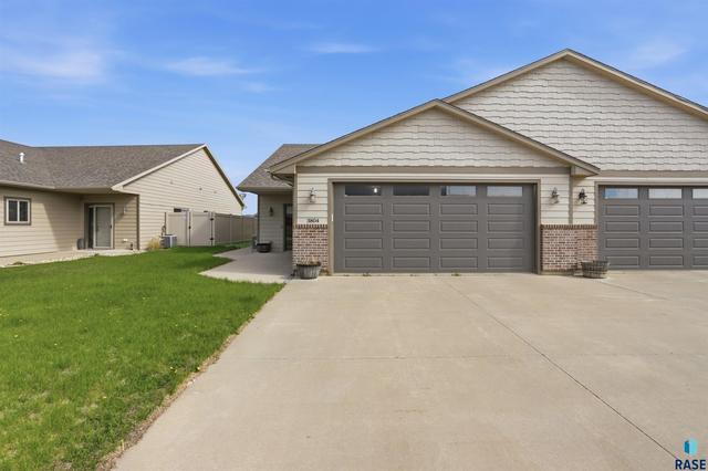 3804 E Brewster St, Sioux Falls, SD 57108